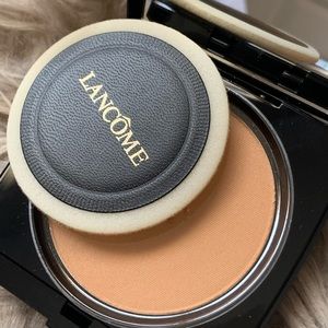 Lancôme Dual finish powder